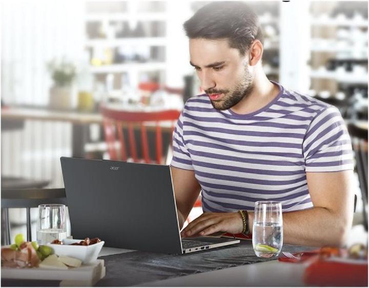 Produktbild Acer Aspire 16 (16", Intel Core 7 150U, 16 GB, 1000 GB, US)