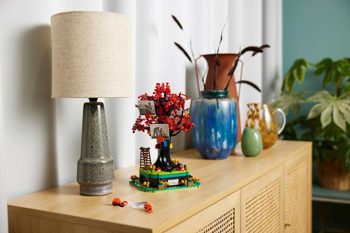 Produktbild LEGO Familienbaum (21346, LEGO Ideas, LEGO Seltene Sets)