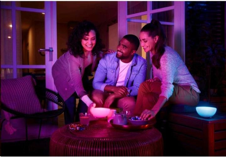 Immagine prodotto Philips Hue Tinta Vai Base BT (520 lm)
