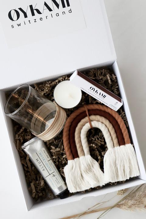 Actual product image Oykami Candles Gift Set Candle Magic