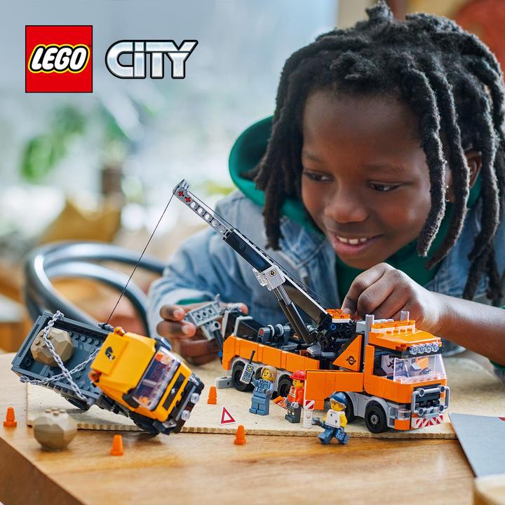 Image du produit LEGO Le remorqueur avec grue pour poids lourd (60467, LEGO City)