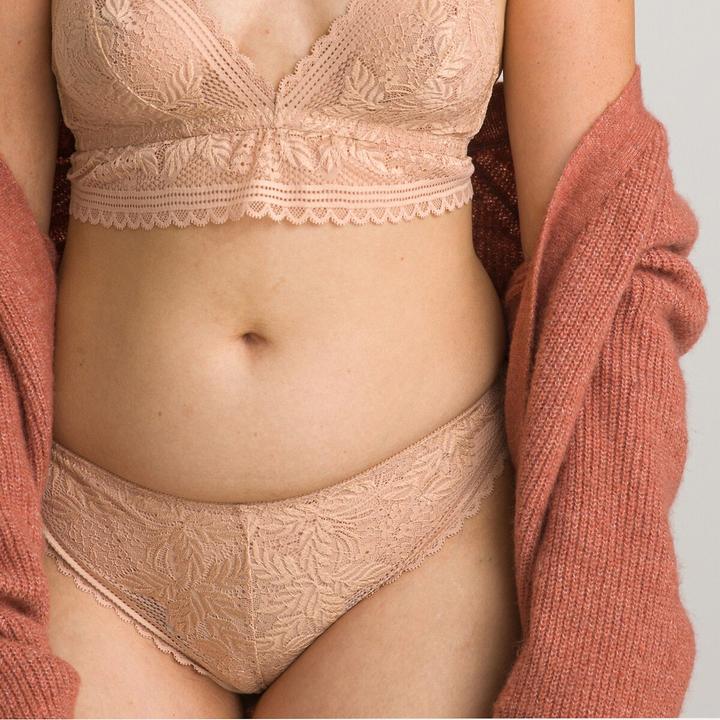 Image du produit La Redoute Collections Tanga JEANNE en dentelle recyclée (44, 46, Une unité par pack)