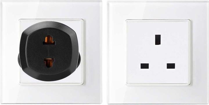 Produktbild Intirilife Steckdosenadapter UK Typ G auf USA Typ A