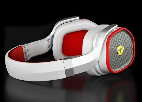 Image du produit Logic3 Ferrari par Scuderia R300 (ANC, Filaire)