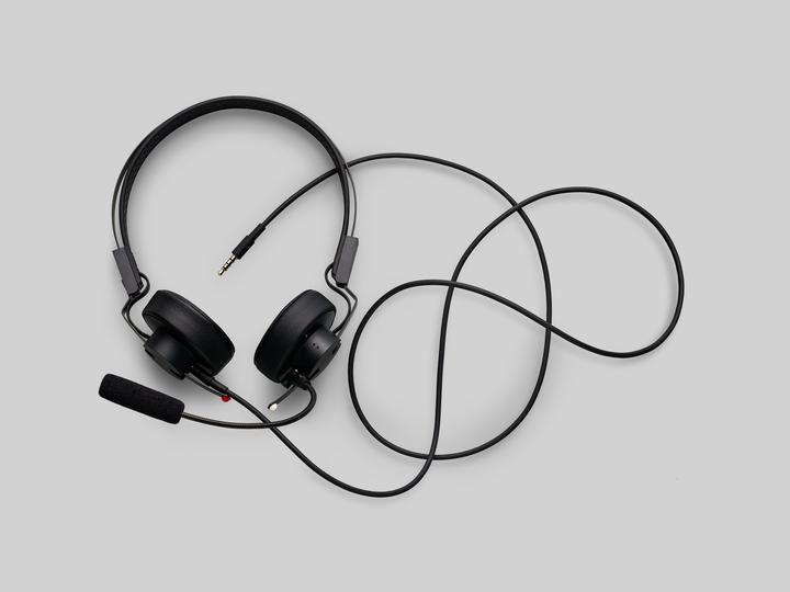 Actual product image Teenage Engineering M-1 (No noise cancelling, Cable)