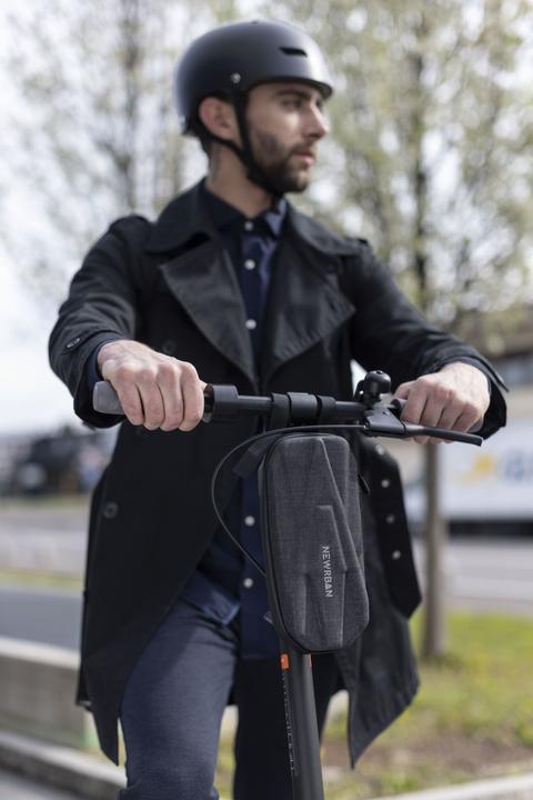 Actual product image Newrban 60428 E-Scooter Bag