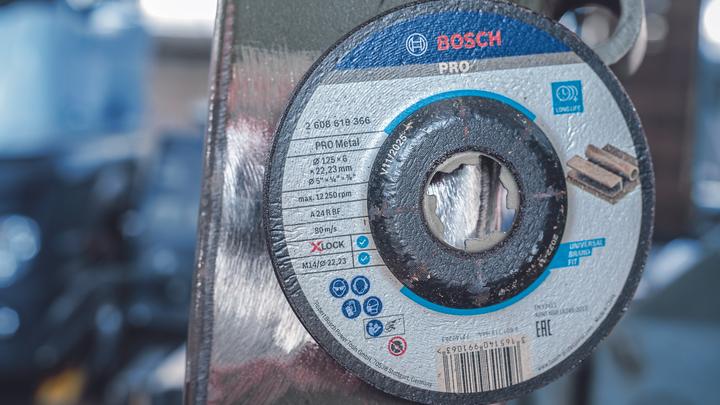 Produktbild Bosch Professional Zubehör PRO Metal X-Lock Schleifscheibe, 125 x 6 x 22,23 mm