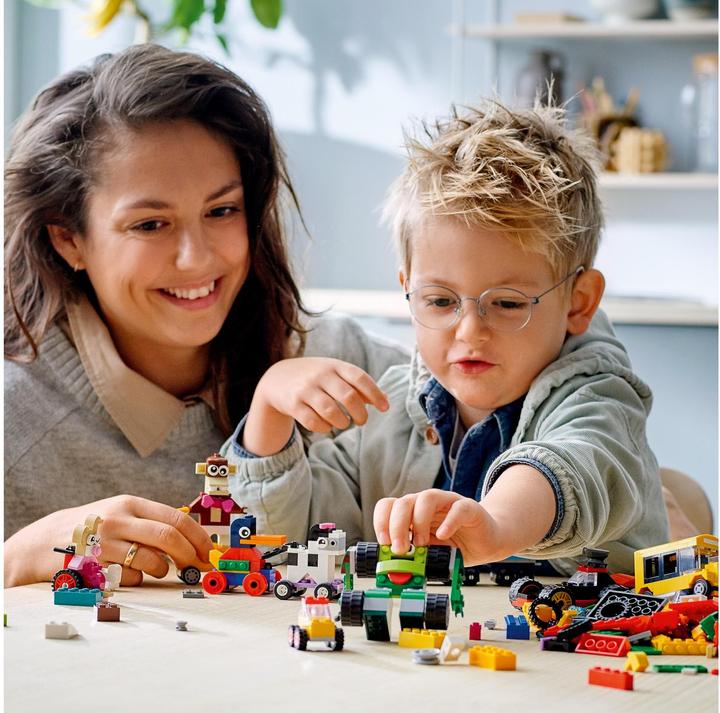 Produktbild LEGO Steinebox mit Rädern (11014, LEGO Classic)