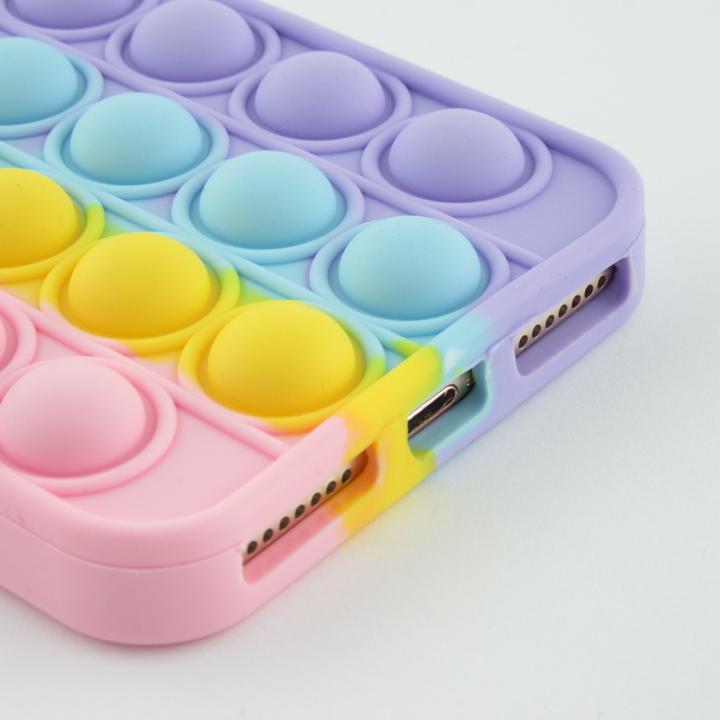 Immagine prodotto PhoneLook Manica in silicone bolle antistress arcobaleno (Apple iPhone 7 Plus)