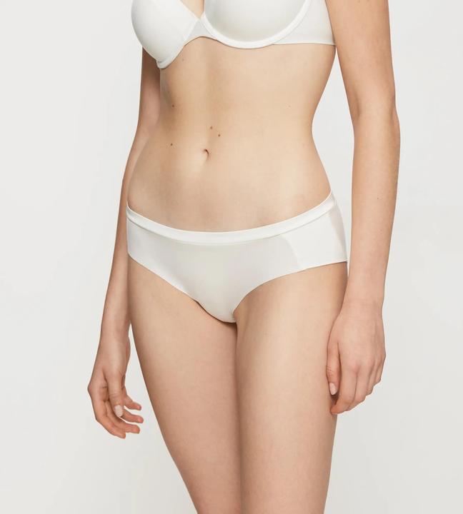 Immagine prodotto Triumph Body Make-up Soft Touch Hipster EX (40, Confezione singola)