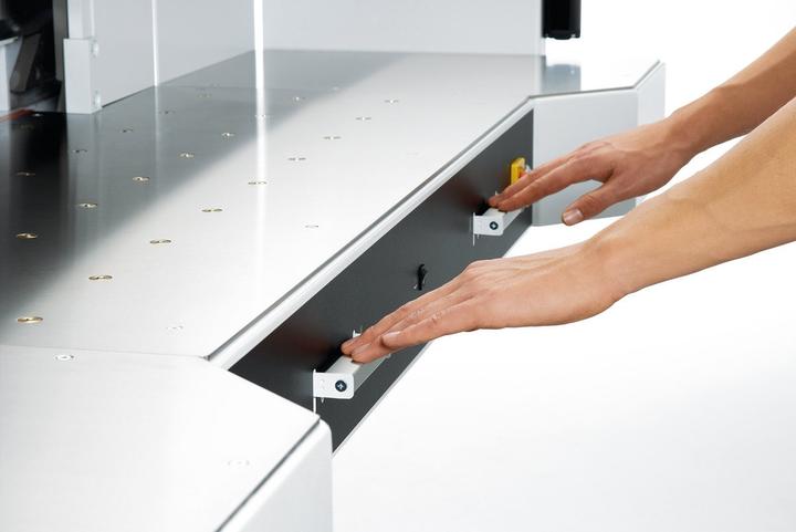 Actual product image Ideal Stack cutter 7260 with air table (80 Sheets)