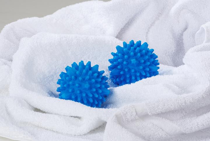 Actual product image Wenko Dryer balls