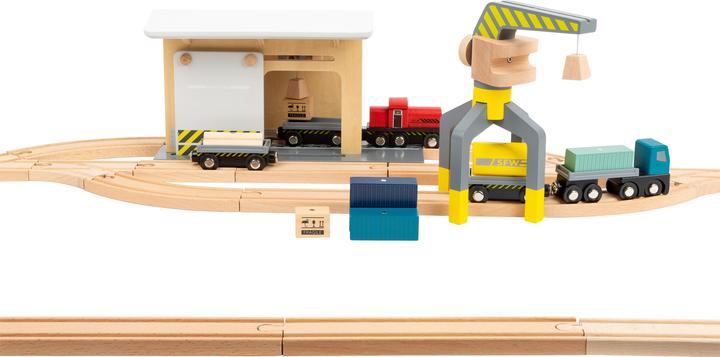 Produktbild small foot Güterbahnhof mit Zubehör