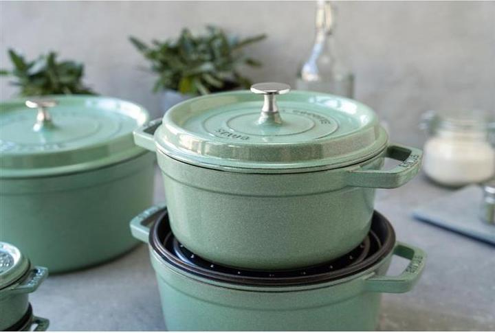 Image du produit Staub Cocotte 26 cm, ronde, sauge, fonte (26 cm, Cocotte + faitout, Fonte)