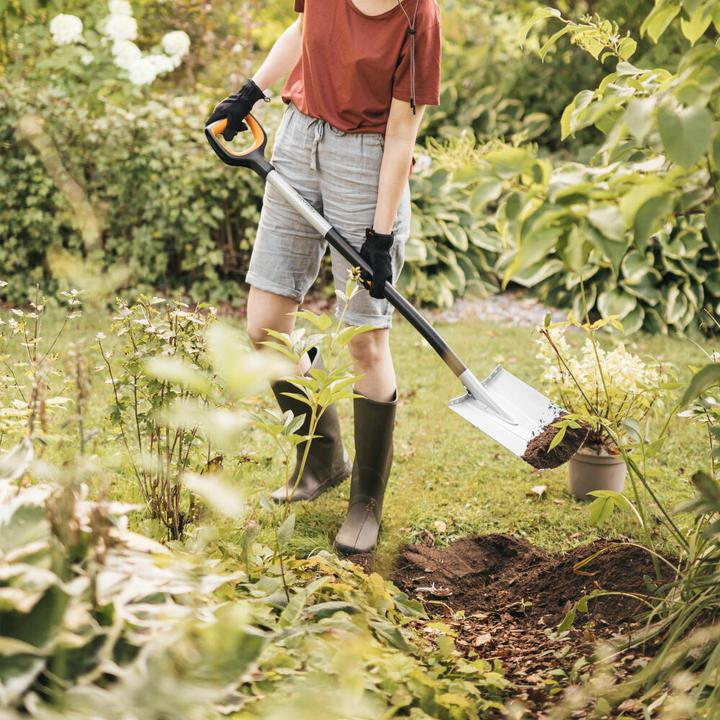Actual product image Fiskars Xact Rounded Spade