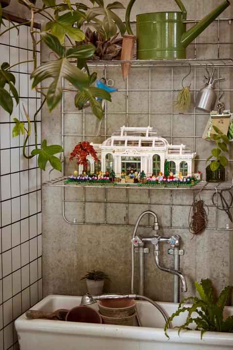 Immagine prodotto LEGO Il giardino botanico (21353, LEGO Ideas, Set LEGO rari)