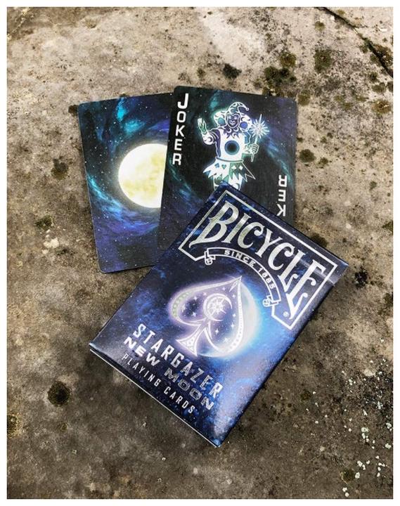 Actual product image Bicycle Stargazer New Moon, 52 playing cards plus 2 Jokers (English)