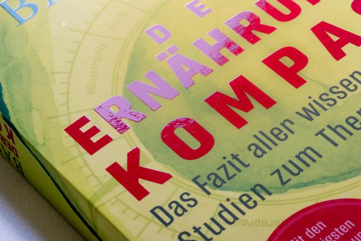 Actual product image Der Ernährungskompass (German, Bas Chest, 2022)