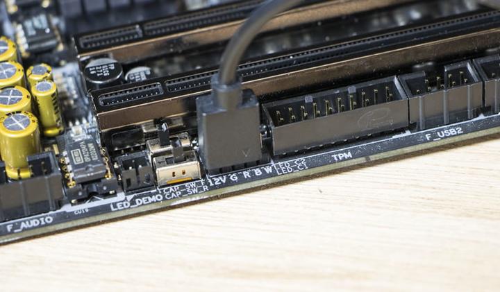 Produktbild Cooler Master RGB Splitter-Kabel