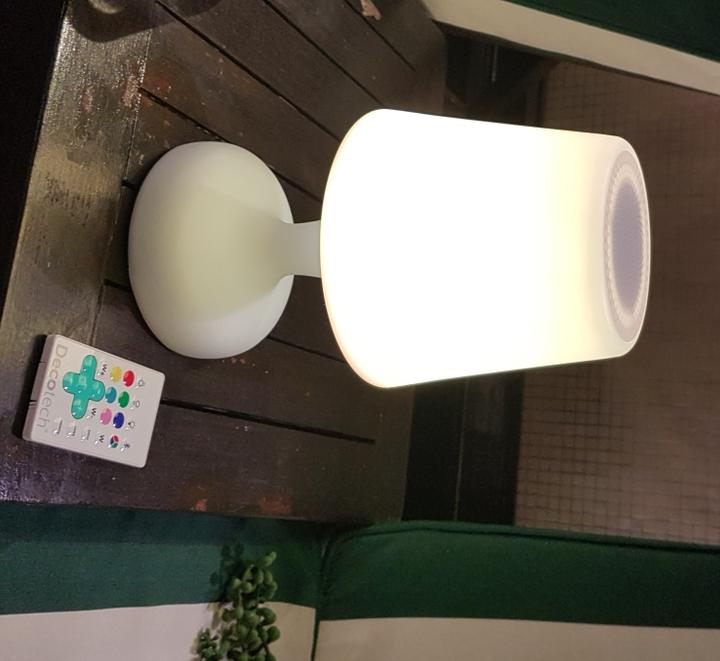 Immagine prodotto Lexibook Altoparlante Bluetooth impermeabile a forma di lampada da tavolo con tecnologia LED, incluso