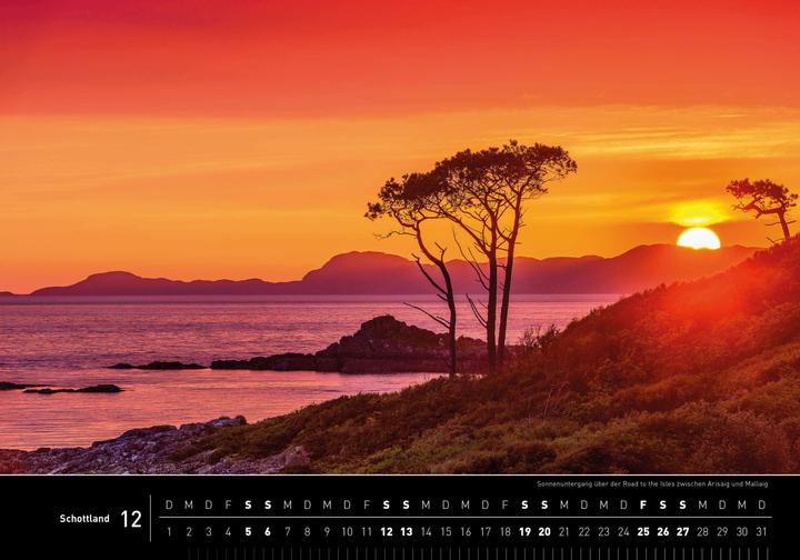 Actual product image Scotland Premium Calendar 2026 (50 x 35 cm, Hardcover, German)