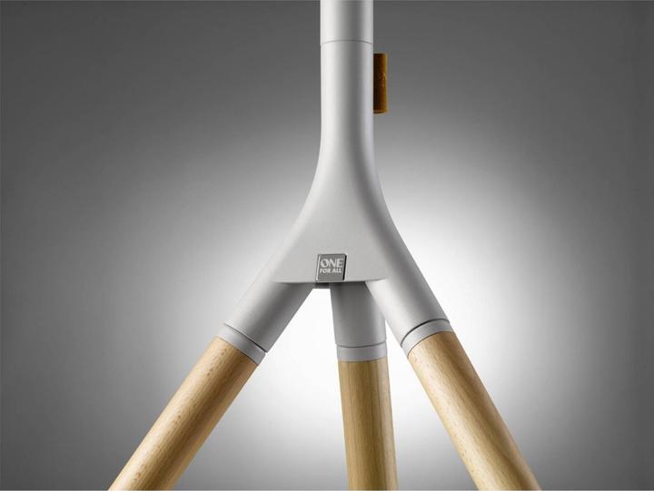 Produktbild One for All Tripod WM7472 (Universal, 65", 30 kg)
