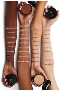 Actual product image Bare Minerals Bareminerals Barepro 16-Hour Powder Foundation Deep Light 22 Cool - 8g