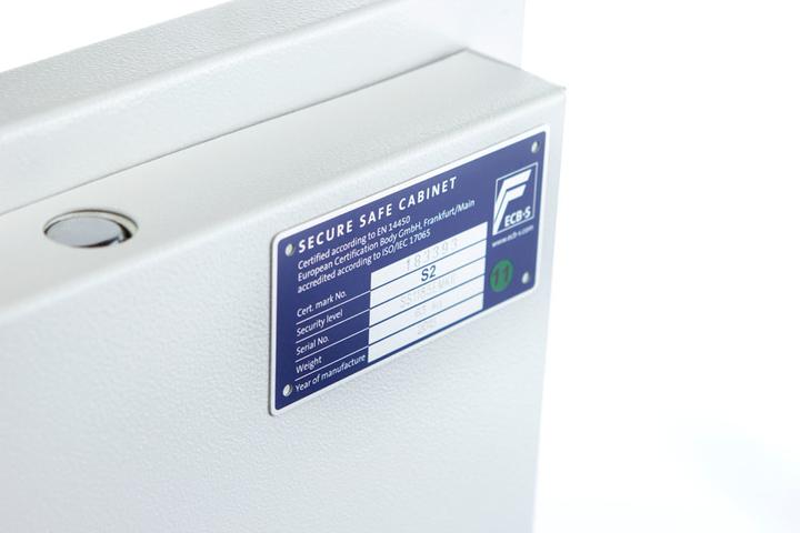 Actual product image Phoenix Fortress E (43 l)