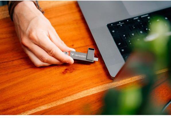 Immagine prodotto Verbatim Dual QuickStick (128 GB, USB-A, USB-C)