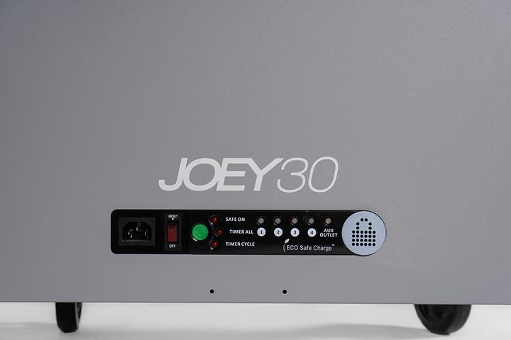 Actual product image Menatwork JOEY 30 CHARGE