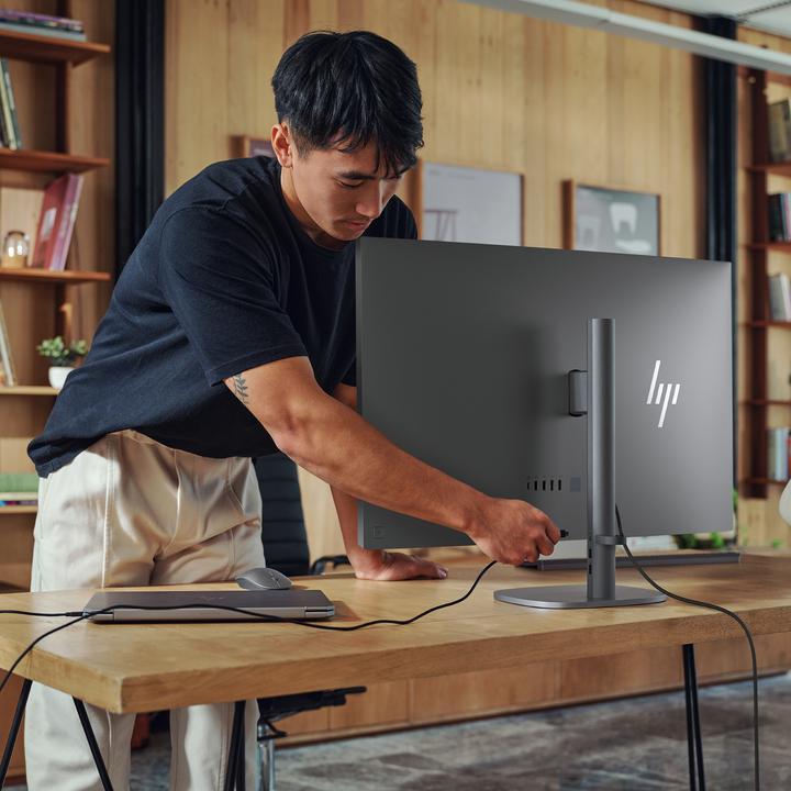 Actual product image HP OmniStudio X All-in-One 32-c1173ng Desktop PC (16 GB)