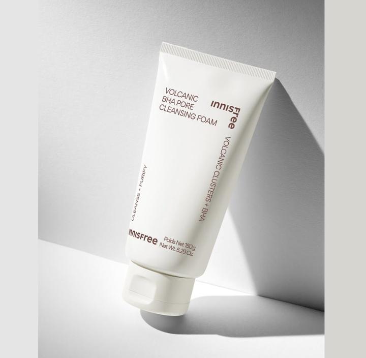 Produktbild Innisfree Volcanic Pore BHA Cleansing Foam (Schaum, 150 ml)