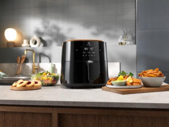 Actual product image Electrolux 700 Series EAF5B airfryer