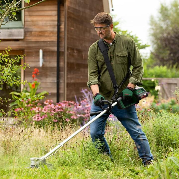 Actual product image Bosch Home & Garden AdvancedGrassGut 36V-33 (Trim line)