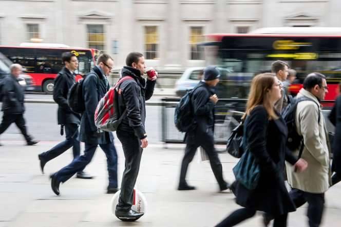 Produktbild Airwheel X8 (18 km/h)