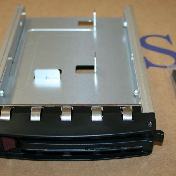 Immagine prodotto Supermicro Vassoio convertitore da 3,5"-2,5" HDD