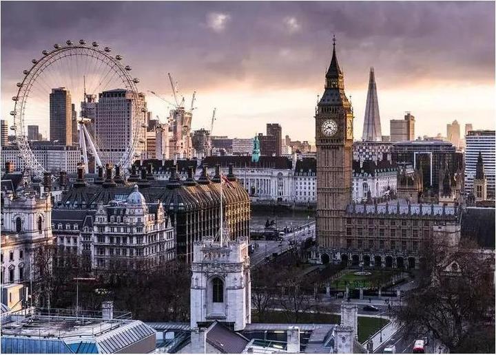 Actual product image Ravensburger London (1000 pieces)