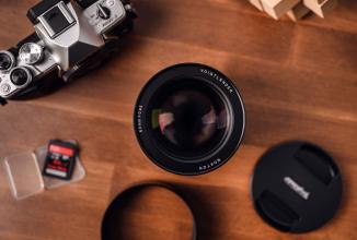 Actual product image Voigtländer Fixed Focal Length Nokton 60mm / 0.95 MFT - Black (Micro Four Thirds, Micro Four Thirds)