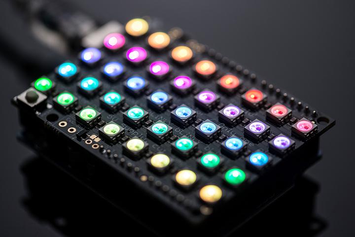 Image du produit Adafruit NeoPixel Shield pour Arduino 40 RGB LED Pixel Matr