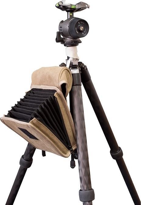 Actual product image Lee Filters Field Pouch Sand (15000 mm, Neutral density filter, 15000 mm)