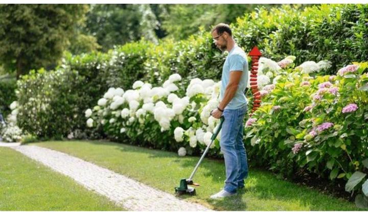 Produktbild Bosch Home & Garden UniversalGrassCut 18V-260 (Trimmfaden)