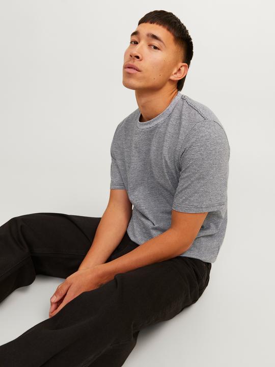 Produktbild Jack & Jones Einfarbig Rundhals T-shirt T-shirt (S)