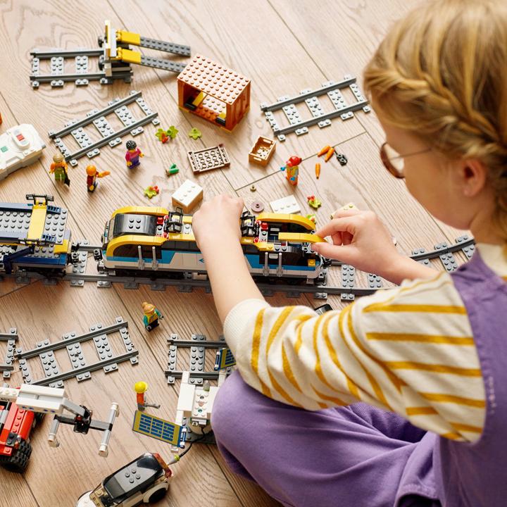 Actual product image LEGO Freight Train 60336 (60336, LEGO City)