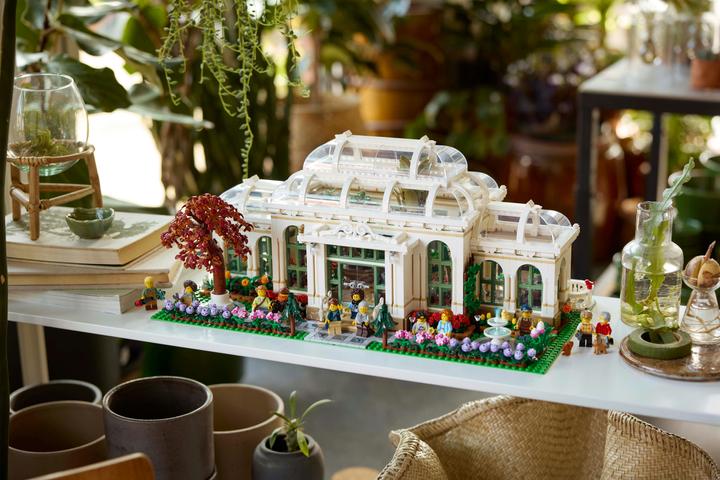 Immagine prodotto LEGO Il giardino botanico (21353, LEGO Ideas, Set LEGO rari)