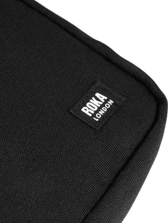 Actual product image Roka London Bond All Black Ash One Size Recycled Canvas (1.50 l)