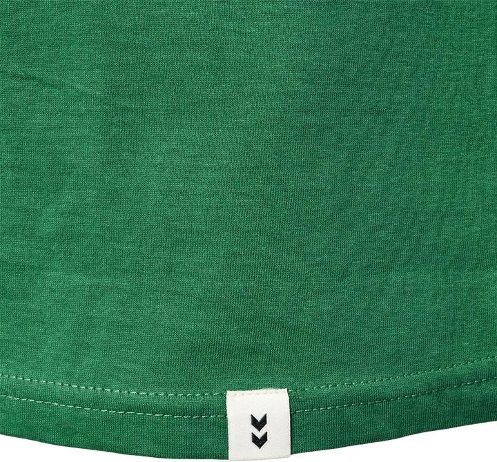 Actual product image hummel Hmllegacy Chevron T-Shirt Plus (3XL)