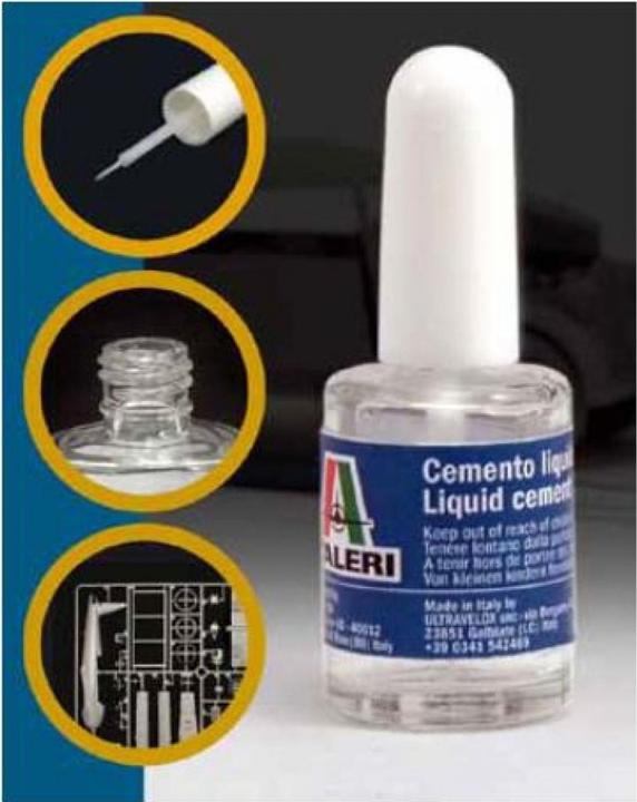 Produktbild Carson ITALERI Plastikklebstoff m. Pinsel 15ml