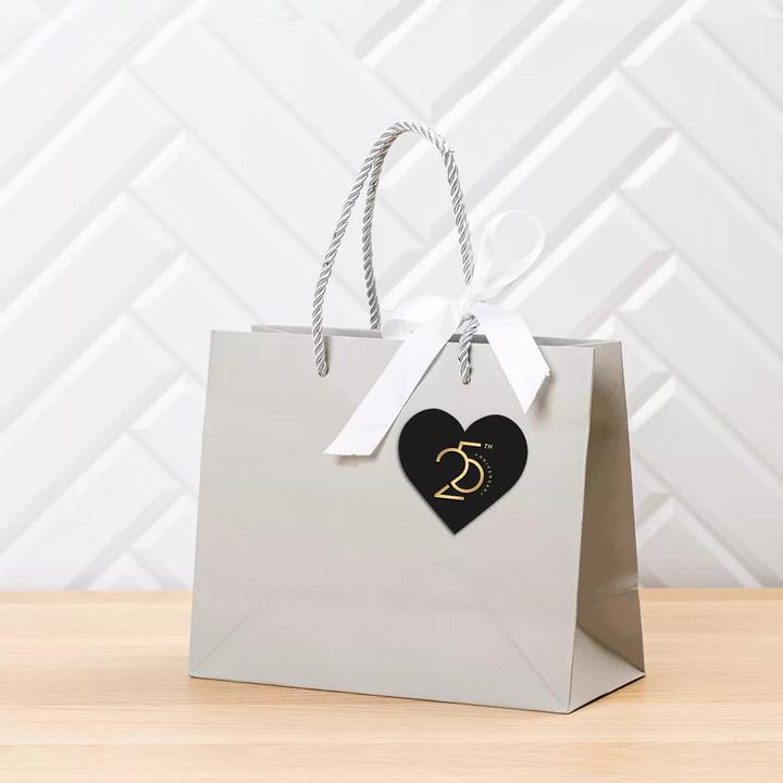 Actual product image HERMA Heart labels A4