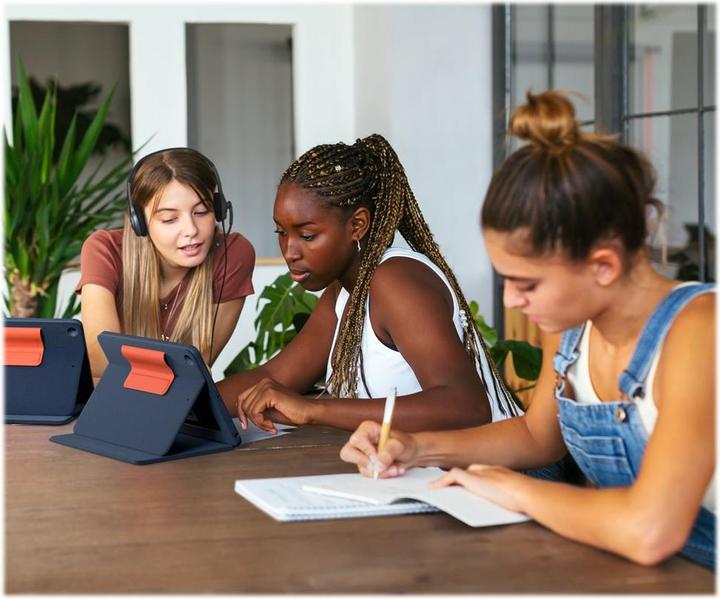 Immagine prodotto Logitech Rugged Combo 3 Touch (Ing. Int., iPad 2019 (7° gene), iPad 2020 (8. Gen), iPad 2021 (9a generazione))