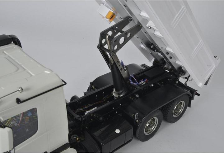 Actual product image Tamiya Acu-01